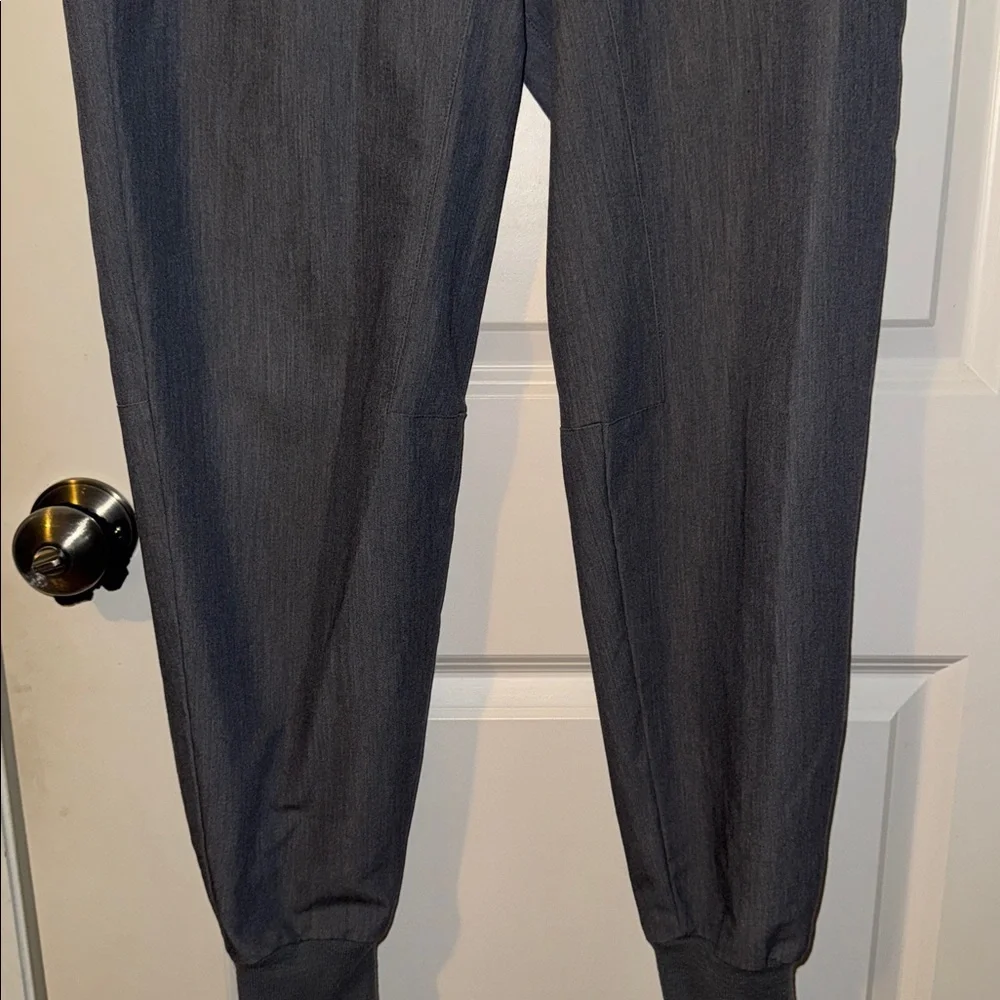 Figs tech collection men graphite grey drawstring Tansen Jogger Scrub Pants Med